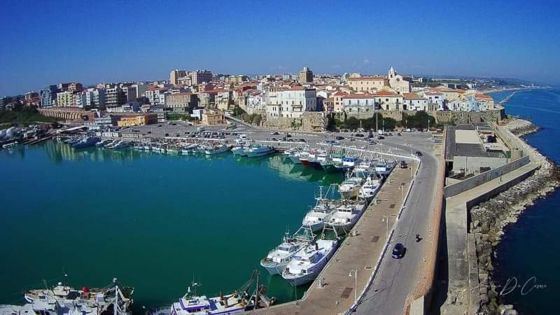 La Finestra Sul Castello B&B Termoli Exteriér fotografie