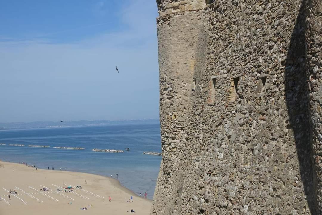 La Finestra Sul Castello B&B Termoli Exteriér fotografie